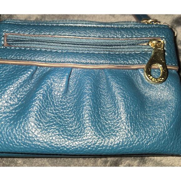 Relic Faux Leather Small Wallet Teal/Turquoise Color Coin Zip Id - Picture 2 of 11